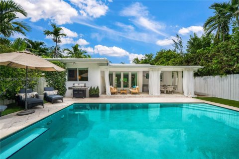 Villa ou maison à Miami Beach, Floride 3 chambres, 187.38 m2 № 2029050