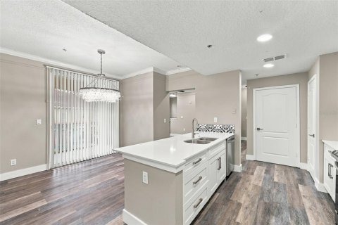 Adosado en venta en Orlando, Florida, 3 dormitorios, 140.47 m2 № 2386507 - foto 10