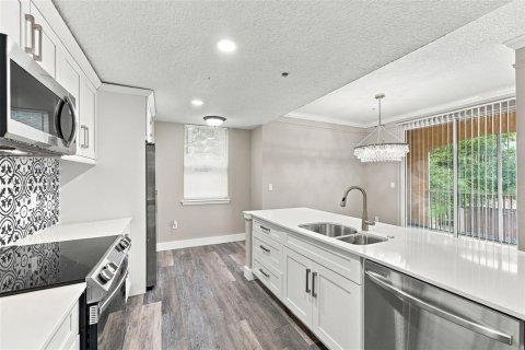 Adosado en venta en Orlando, Florida, 3 dormitorios, 140.47 m2 № 2386507 - foto 6