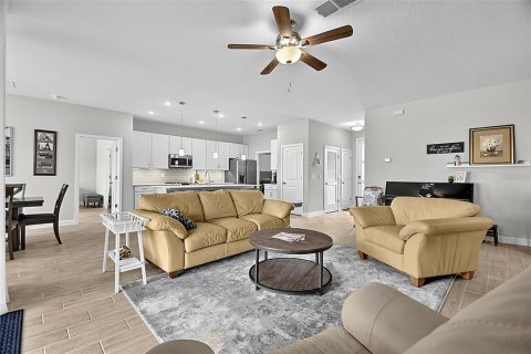 House in Palm Coast, Florida 4 bedrooms, 184.23 sq.m. № 2223477 - photo 19