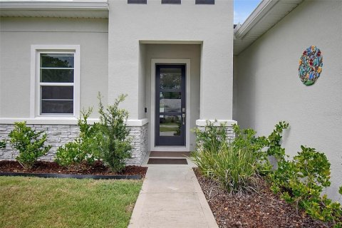 House in Palm Coast, Florida 4 bedrooms, 184.23 sq.m. № 2223477 - photo 11