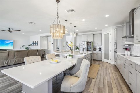 Casa en alquiler en Riverview, Florida, 5 dormitorios, 392.79 m2 № 1918407 - foto 21