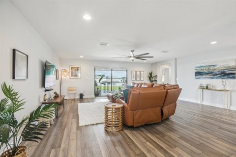 Casa en alquiler en Riverview, Florida, 5 dormitorios, 392.79 m2 № 1918407 - foto 11
