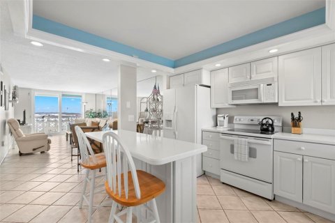 Condo in Dunedin, Florida, 2 bedrooms  № 1858324 - photo 3