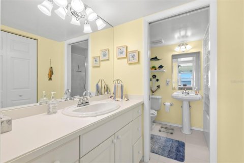 Condo in Dunedin, Florida, 2 bedrooms  № 1858324 - photo 22