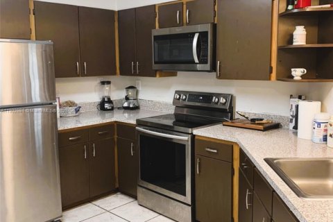 Condo in Homestead, Florida, 2 bedrooms  № 1954981 - photo 10