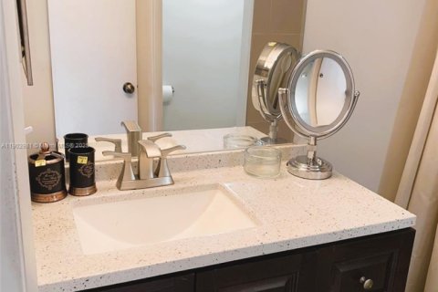 Condo in Homestead, Florida, 2 bedrooms  № 1954981 - photo 21