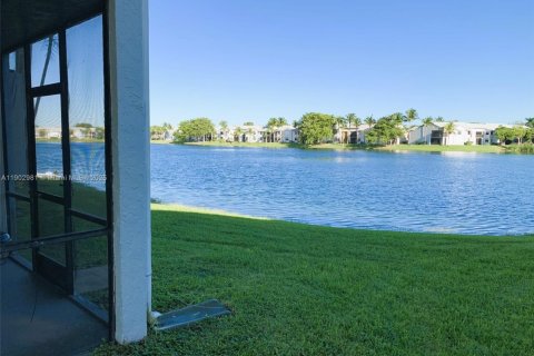 Condo in Homestead, Florida, 2 bedrooms  № 1954981 - photo 24