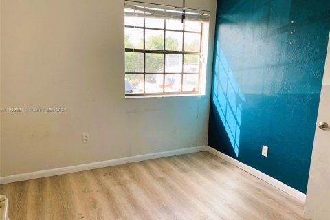 Condo in Homestead, Florida, 2 bedrooms  № 1954981 - photo 8