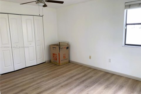 Condo in Homestead, Florida, 2 bedrooms  № 1954981 - photo 14