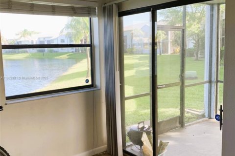 Condo in Homestead, Florida, 2 bedrooms  № 1954981 - photo 16