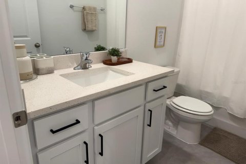 Townhouse in Apollo Beach, Florida 3 bedrooms, 158.12 sq.m. № 2398893 - photo 19