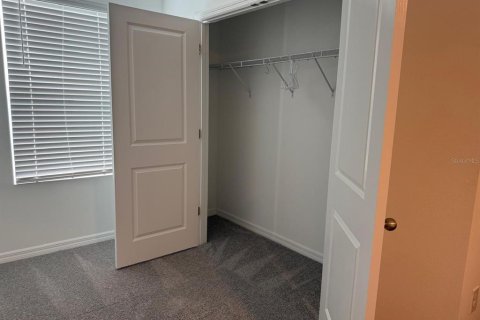 Townhouse in Apollo Beach, Florida 3 bedrooms, 158.12 sq.m. № 2398893 - photo 23