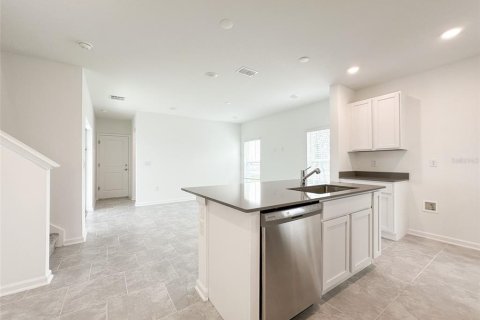 Villa ou maison à louer à Orlando, Floride: 3 chambres, 165.55 m2 № 2433347 - photo 17