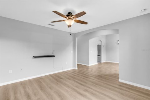 Casa en venta en Kissimmee, Florida, 3 dormitorios, 162.21 m2 № 1914776 - foto 7
