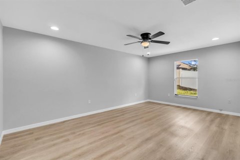 Casa en venta en Kissimmee, Florida, 3 dormitorios, 162.21 m2 № 1914776 - foto 28