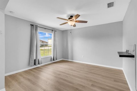 Casa en venta en Kissimmee, Florida, 3 dormitorios, 162.21 m2 № 1914776 - foto 10