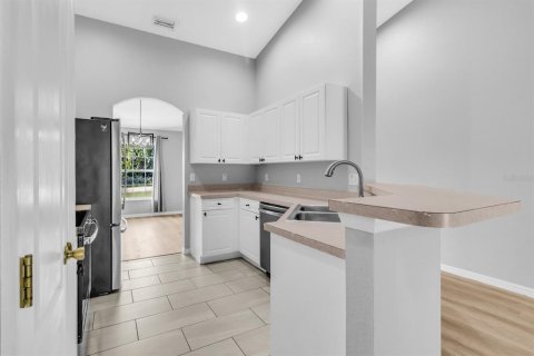 Casa en venta en Kissimmee, Florida, 3 dormitorios, 162.21 m2 № 1914776 - foto 15