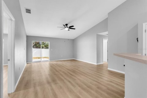 Casa en venta en Kissimmee, Florida, 3 dormitorios, 162.21 m2 № 1914776 - foto 23
