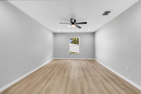 Casa en venta en Kissimmee, Florida, 3 dormitorios, 162.21 m2 № 1914776 - foto 29