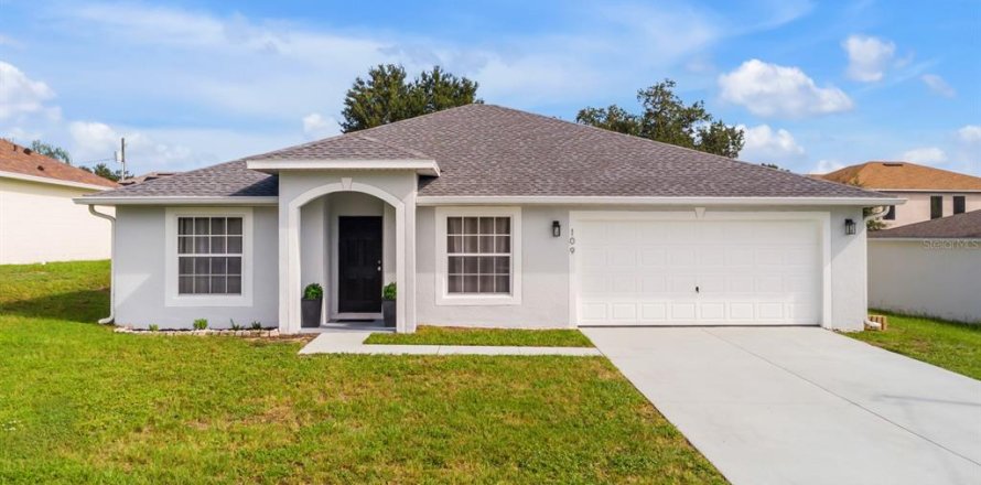 Casa en Kissimmee, Florida 3 dormitorios, 162.21 m2 № 1914776