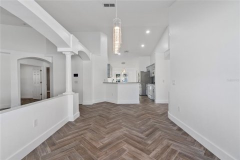 Casa en venta en Kissimmee, Florida, 3 dormitorios, 219.06 m2 № 1640048 - foto 18
