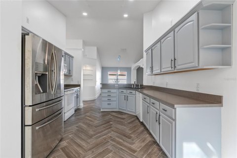 Casa en venta en Kissimmee, Florida, 3 dormitorios, 219.06 m2 № 1640048 - foto 8