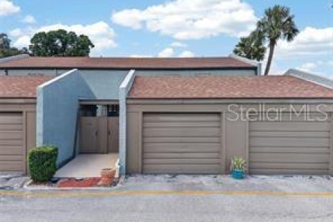Condo à Winter Haven, Floride, 2 chambres  № 2373849