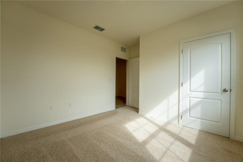Casa en venta en Davenport, Florida, 4 dormitorios, 173.45 m2 № 2308077 - foto 13