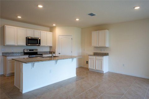 Casa en venta en Davenport, Florida, 4 dormitorios, 173.45 m2 № 2308077 - foto 6