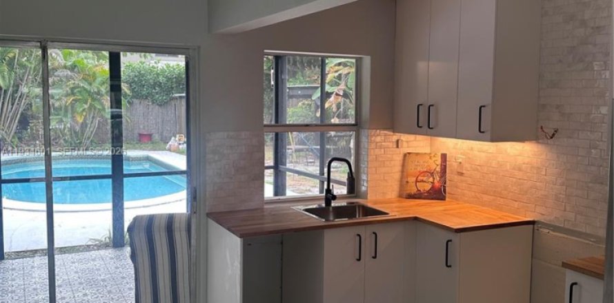 Villa ou maison à Fort Lauderdale, Floride 3 chambres, 105.35 m2 № 2000696