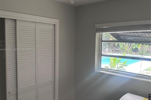 Villa ou maison à louer à Fort Lauderdale, Floride: 3 chambres, 105.35 m2 № 2000696 - photo 15