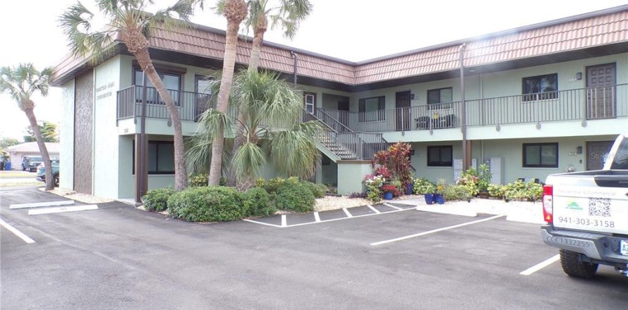 Condo à Venice, Floride, 1 chambre  № 2165980