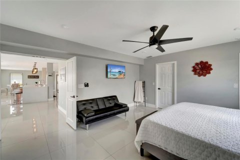 Villa ou maison à vendre à Port Charlotte, Floride: 3 chambres, 250.56 m2 № 2408414 - photo 25