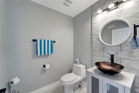 Villa ou maison à vendre à Port Charlotte, Floride: 3 chambres, 250.56 m2 № 2408414 - photo 23