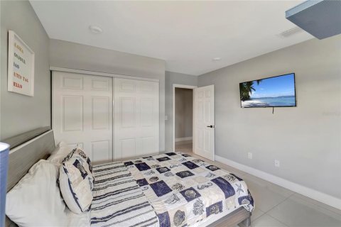 Villa ou maison à vendre à Port Charlotte, Floride: 3 chambres, 250.56 m2 № 2408414 - photo 21