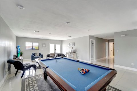 Villa ou maison à vendre à Port Charlotte, Floride: 3 chambres, 250.56 m2 № 2408414 - photo 9