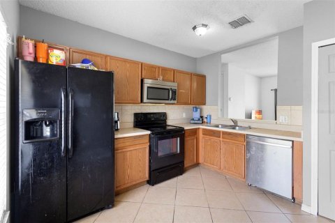 Villa ou maison à vendre à Kissimmee, Floride: 3 chambres, 107.86 m2 № 1826672 - photo 2