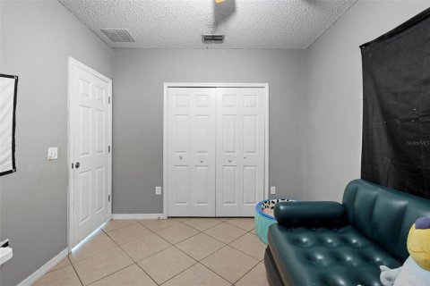 Villa ou maison à vendre à Kissimmee, Floride: 3 chambres, 107.86 m2 № 1826672 - photo 13