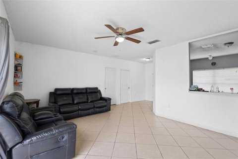 Villa ou maison à vendre à Kissimmee, Floride: 3 chambres, 107.86 m2 № 1826672 - photo 22
