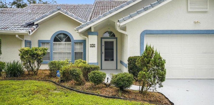 Casa en Palm Coast, Florida 3 dormitorios, 170.01 m2 № 1909933