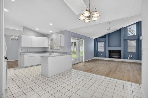 Casa en venta en Palm Coast, Florida, 3 dormitorios, 170.01 m2 № 1909933 - foto 2