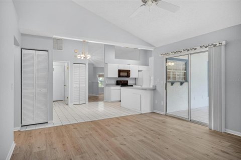 Casa en venta en Palm Coast, Florida, 3 dormitorios, 170.01 m2 № 1909933 - foto 19