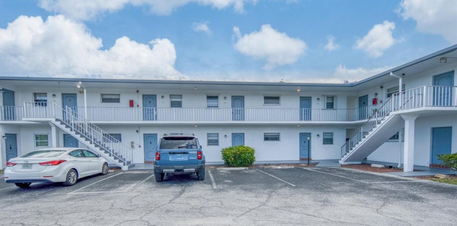 Condo à Lantana, Floride, 1 chambre  № 2082288