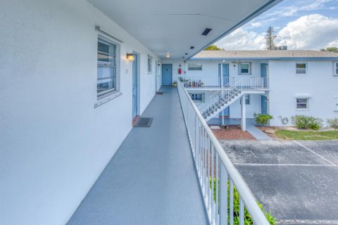Copropriété à vendre à Lantana, Floride: 1 chambre, 55.37 m2 № 2082288 - photo 9