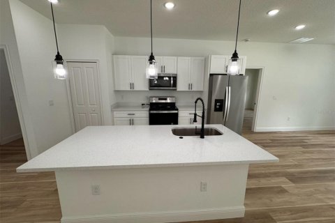 Casa en venta en Ocala, Florida, 4 dormitorios, 170.29 m2 № 1906161 - foto 6