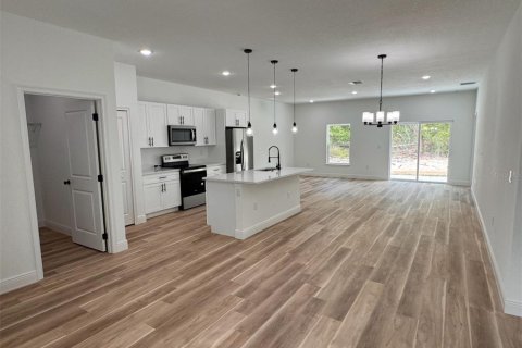 Casa en venta en Ocala, Florida, 4 dormitorios, 170.29 m2 № 1906161 - foto 4