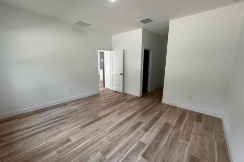 Casa en venta en Ocala, Florida, 4 dormitorios, 170.29 m2 № 1906161 - foto 9