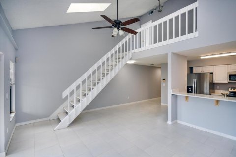 Townhouse in Orlando, Florida 2 bedrooms, 102.75 sq.m. № 2379266 - photo 7