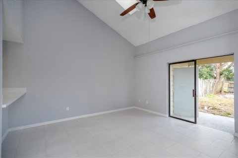 Townhouse in Orlando, Florida 2 bedrooms, 102.75 sq.m. № 2379266 - photo 5